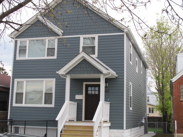 house with hardie siding chicago